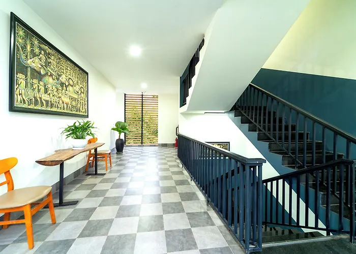 Hotel Lh 752 3*